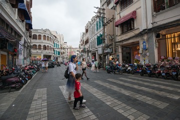 20190503_142727_ZLH4980