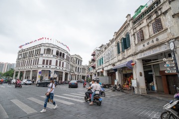 20190503_130127_ZLH4831