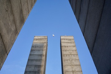 001