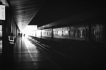 537544