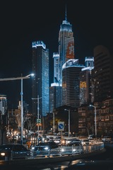 558