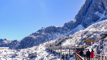 2790428