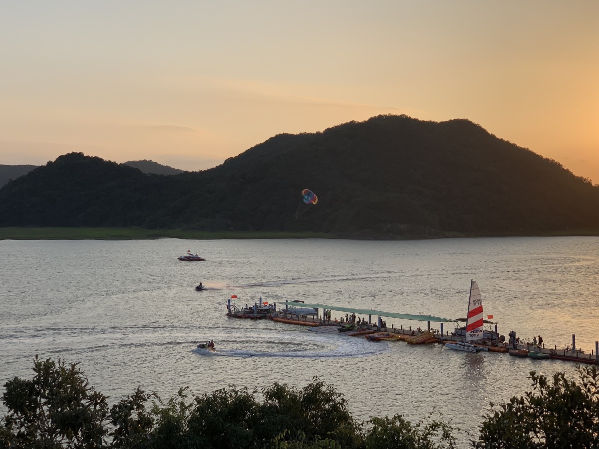 宁波湾天妃湖旅游度假区欢乐滨海