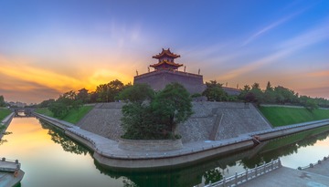 东南城角