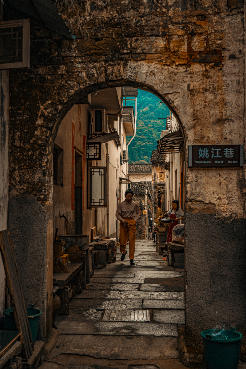 渔梁古镇的老街