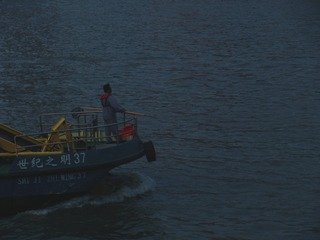 723502