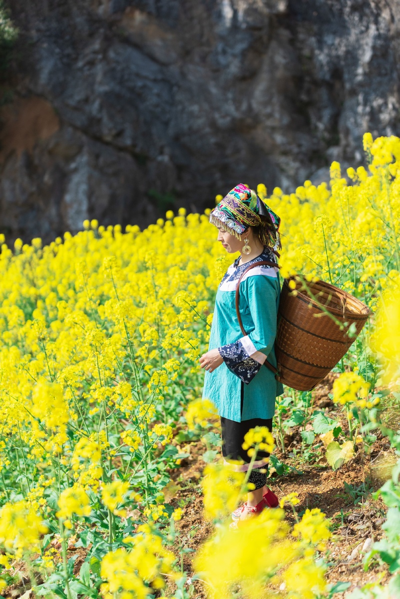 背背篓的小姑娘摄影后期我难想出境本人