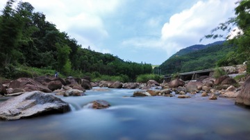 A0900DDC-CE1C-44BF-B70E-8AF2B3C880F4/L0/001