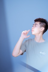 001