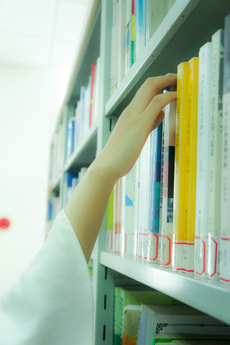 一人一书一世界