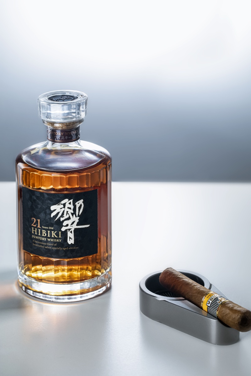 响21年 日本单一麦芽威士忌 洋酒 三得利 雪茄 cohiba 罗布图