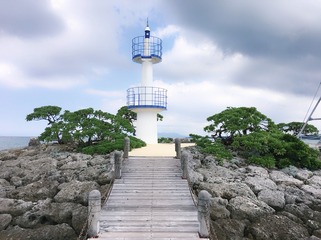 001