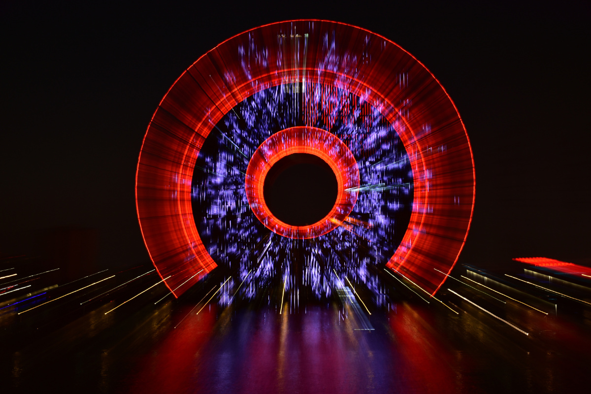 组照铜钱大厦魔幻之夜