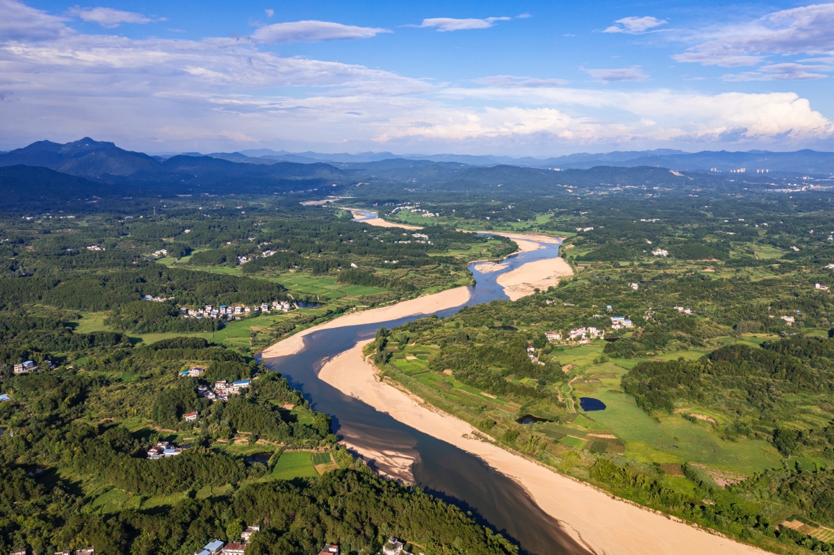 航拍黄冈三里畈巴水