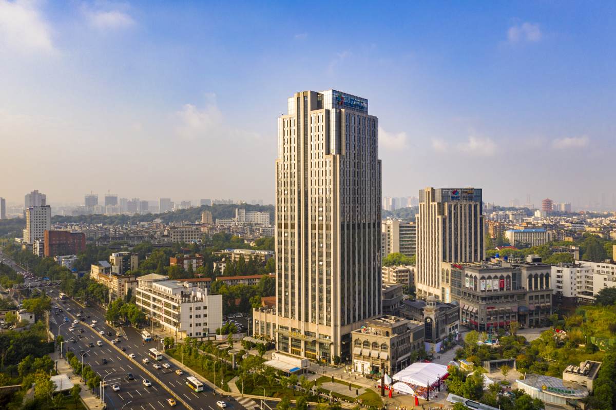 1/124市容#武昌友谊大道泛悦汇螃蟹岬中山路地铁天际线武汉#摩天大楼