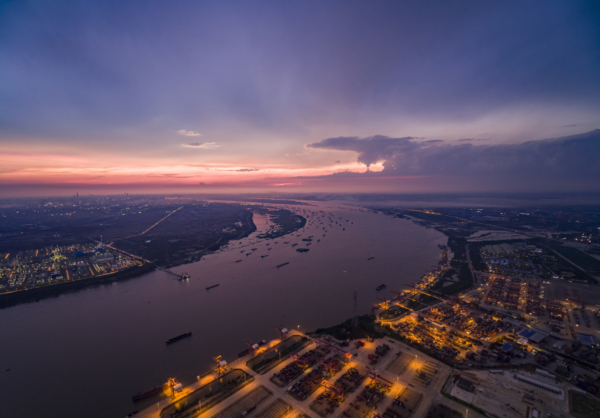 航拍武汉阳逻港