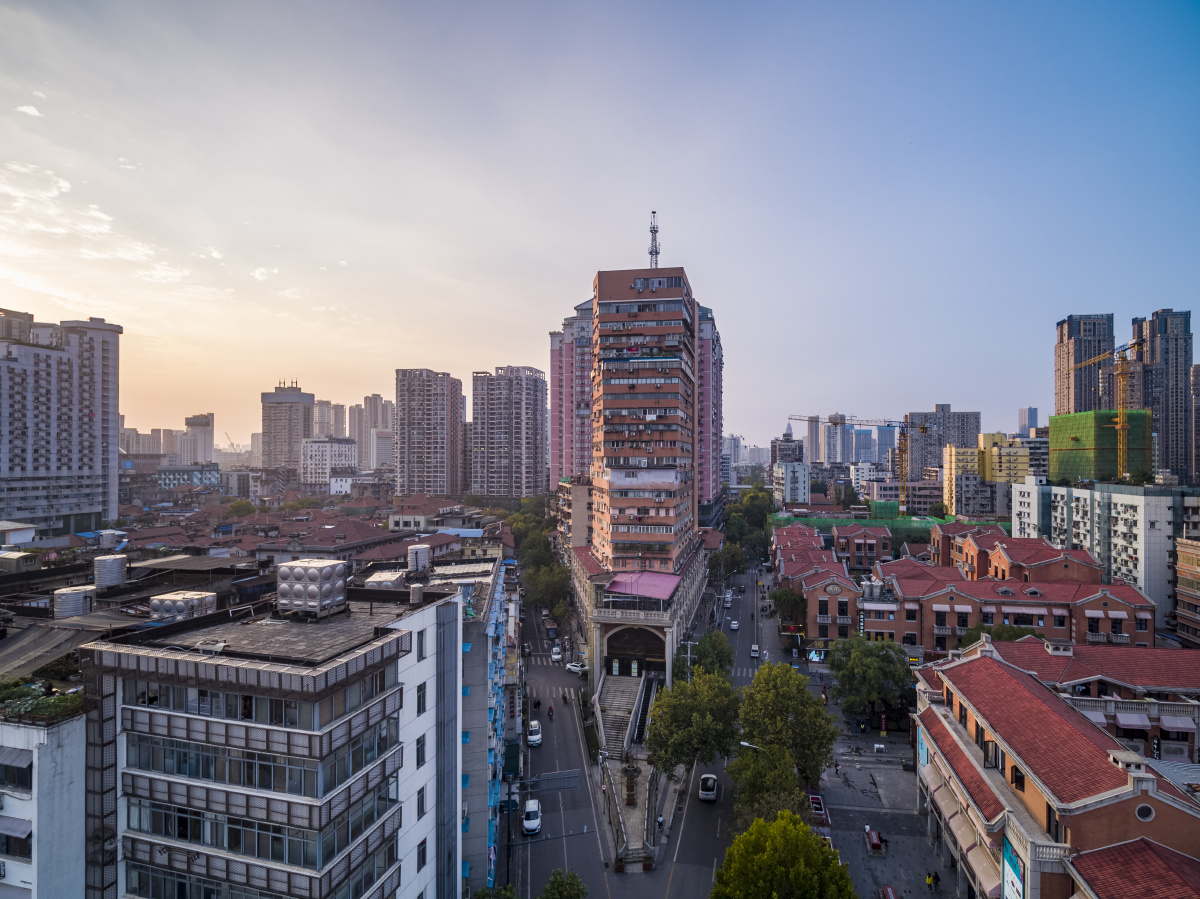 航拍武汉黄石路汉港大厦
