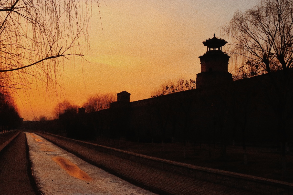 黄昏下的平遥古城