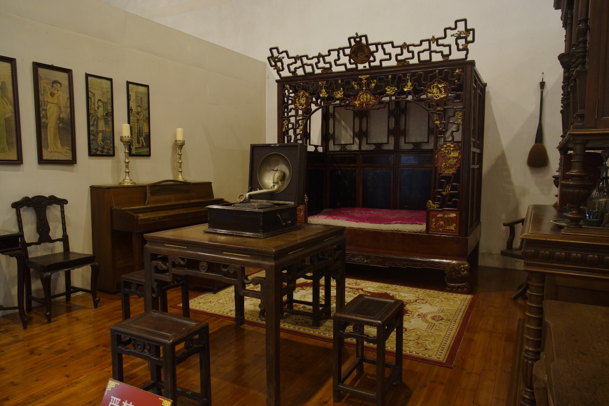 浙江溪口一民国大礼堂