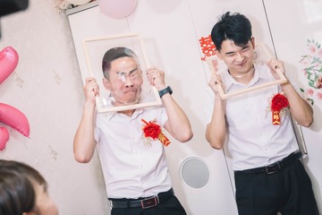 001