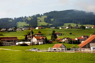 1000113664