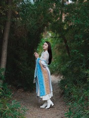 001
