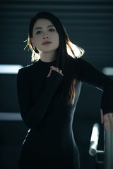 001