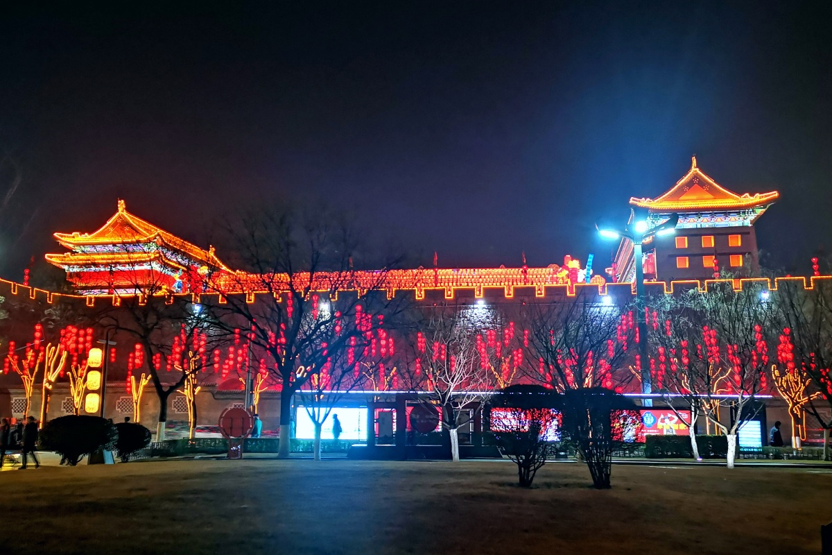 西安南门外的夜景