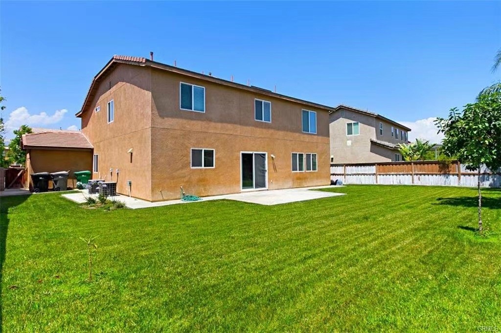 东谷市居民住宅