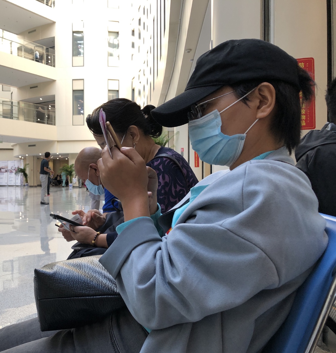 关于北京天坛医院、护士全程协助陪同号贩子挂号电话（方式+时间+预约入口）！的信息