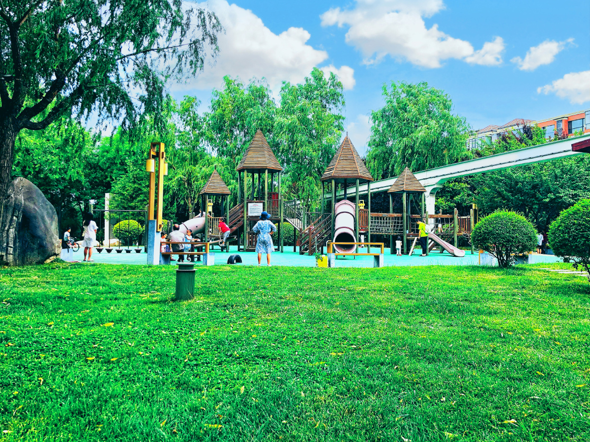 小小乐园人间静谧