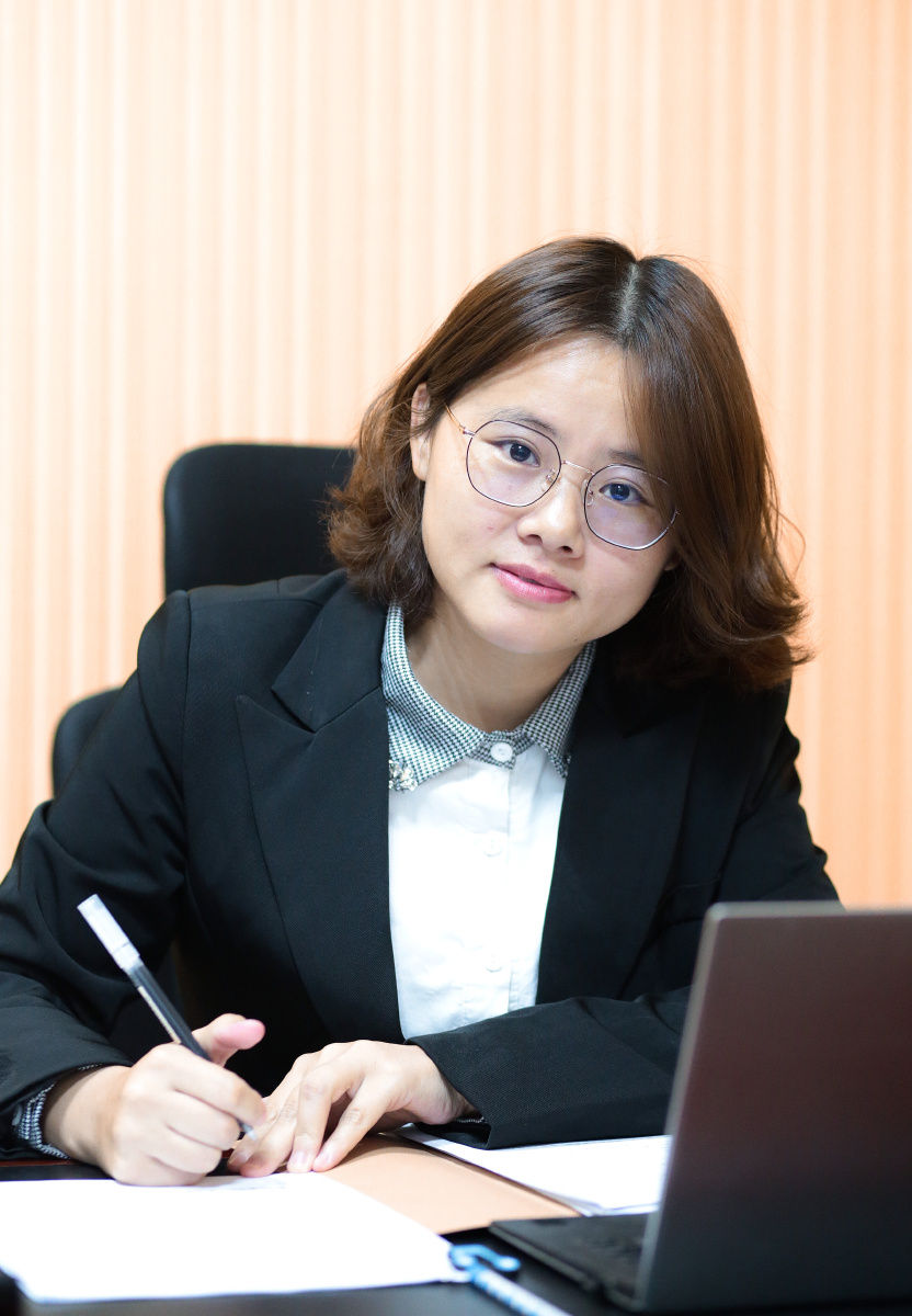 所里的律政佳人