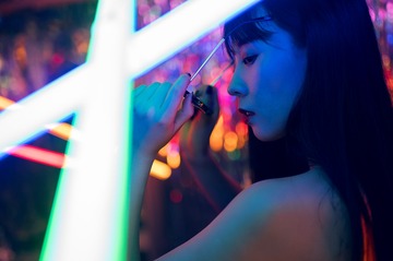 001