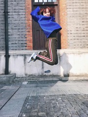 001