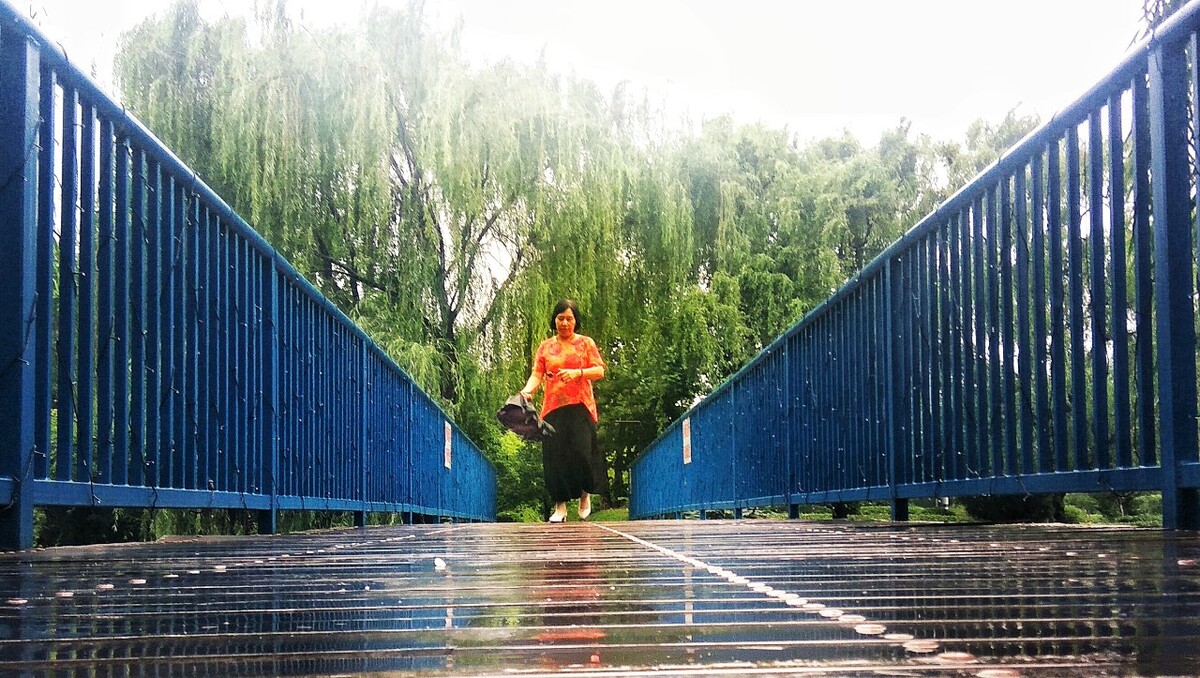 快跑，下雨了！