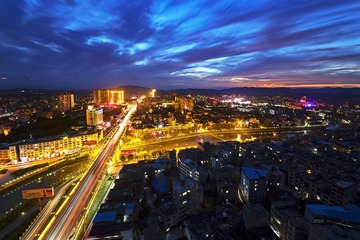 不夜小镇