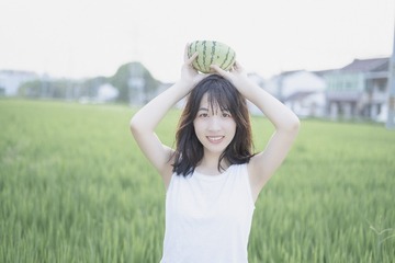 76181