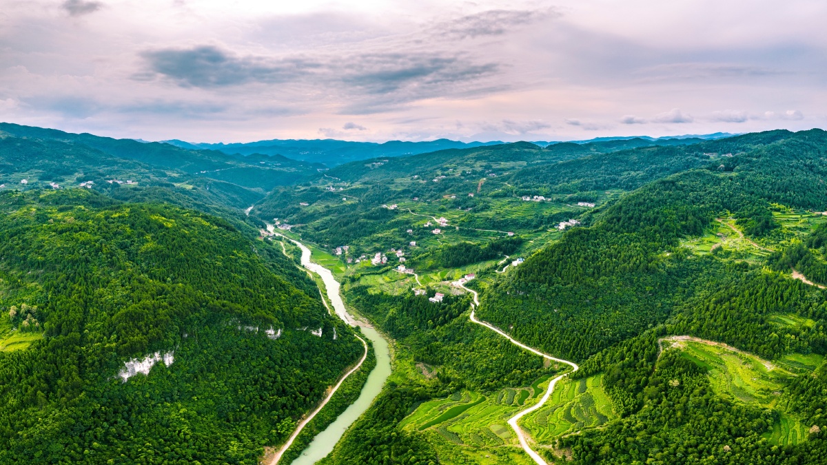 湖南娄底油溪桥村