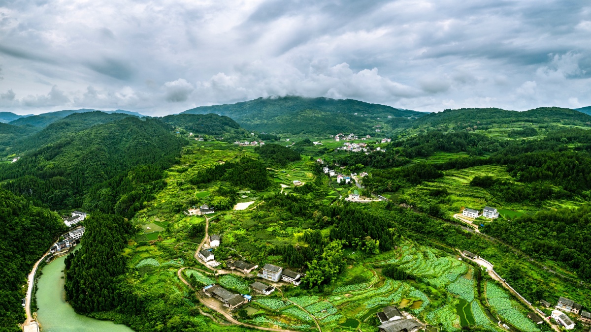 湖南娄底油溪桥村