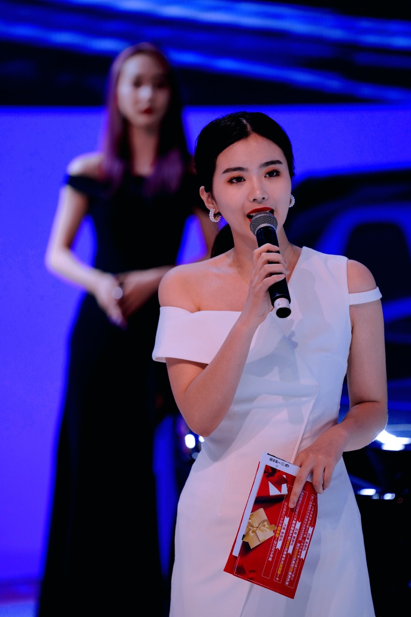 2020温岭9届国际车展主持人