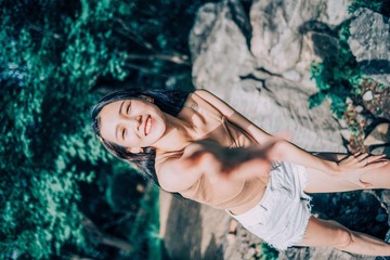 001