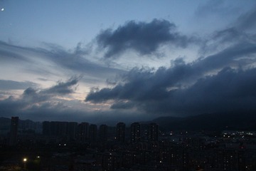 B6DBF6F5-4AC2-4D83-9107-AB857397997A/L0/001