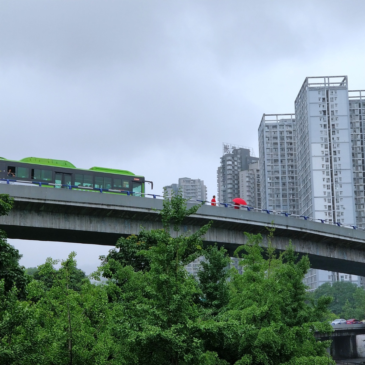雨后的杨公桥立交