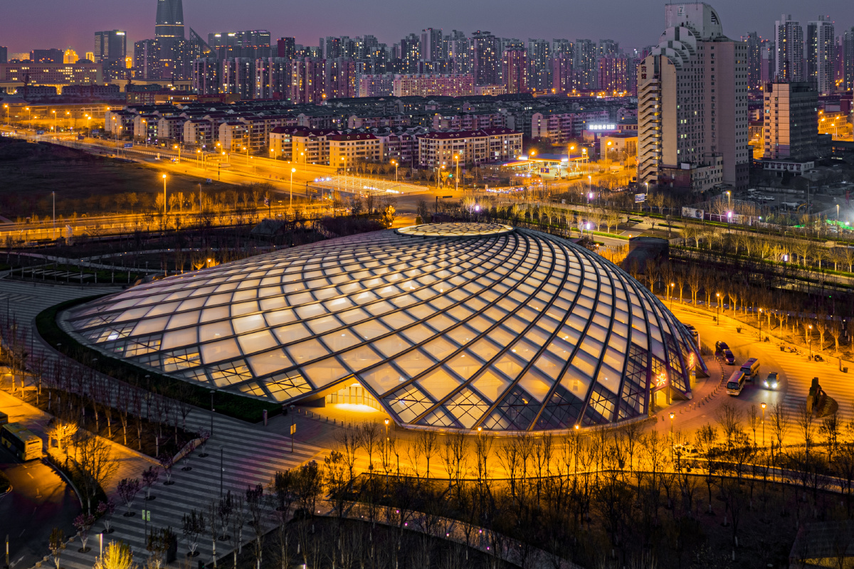 金色贝壳滨海高铁站