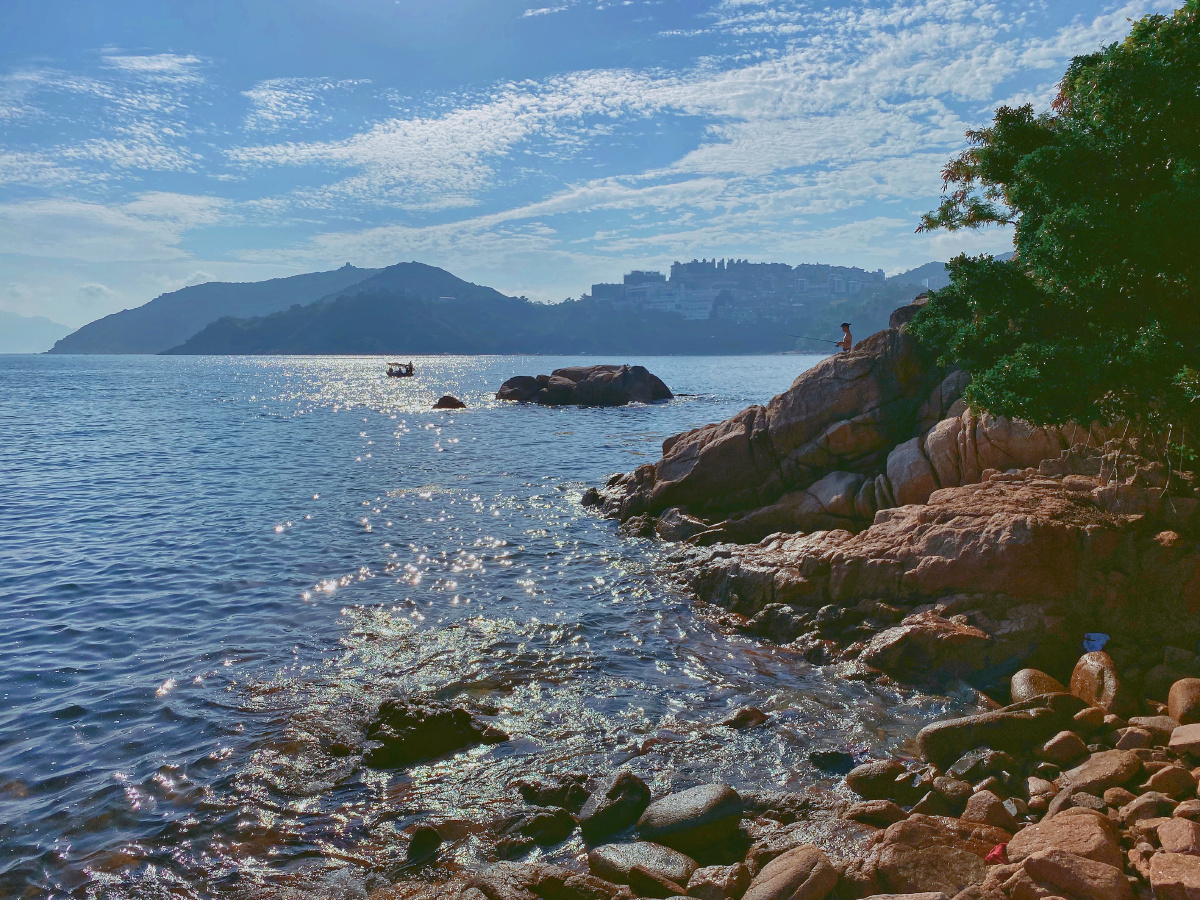 水面和悠闲香港赤柱海滩