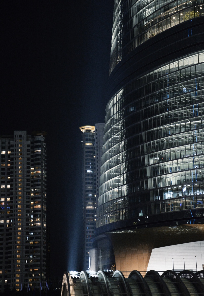 魔都夜景朵云书院视角上海三件套