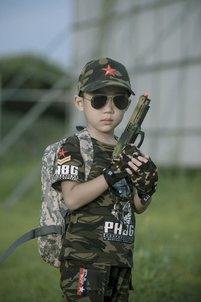 致敬新时代最可爱的人民子弟兵