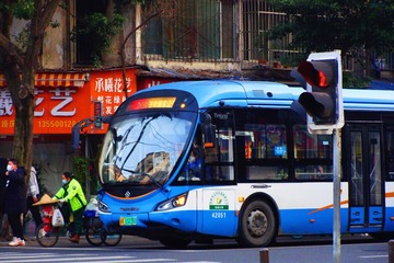 58B01BCC-450E-421C-8B4F-7370774AD878/L0/001