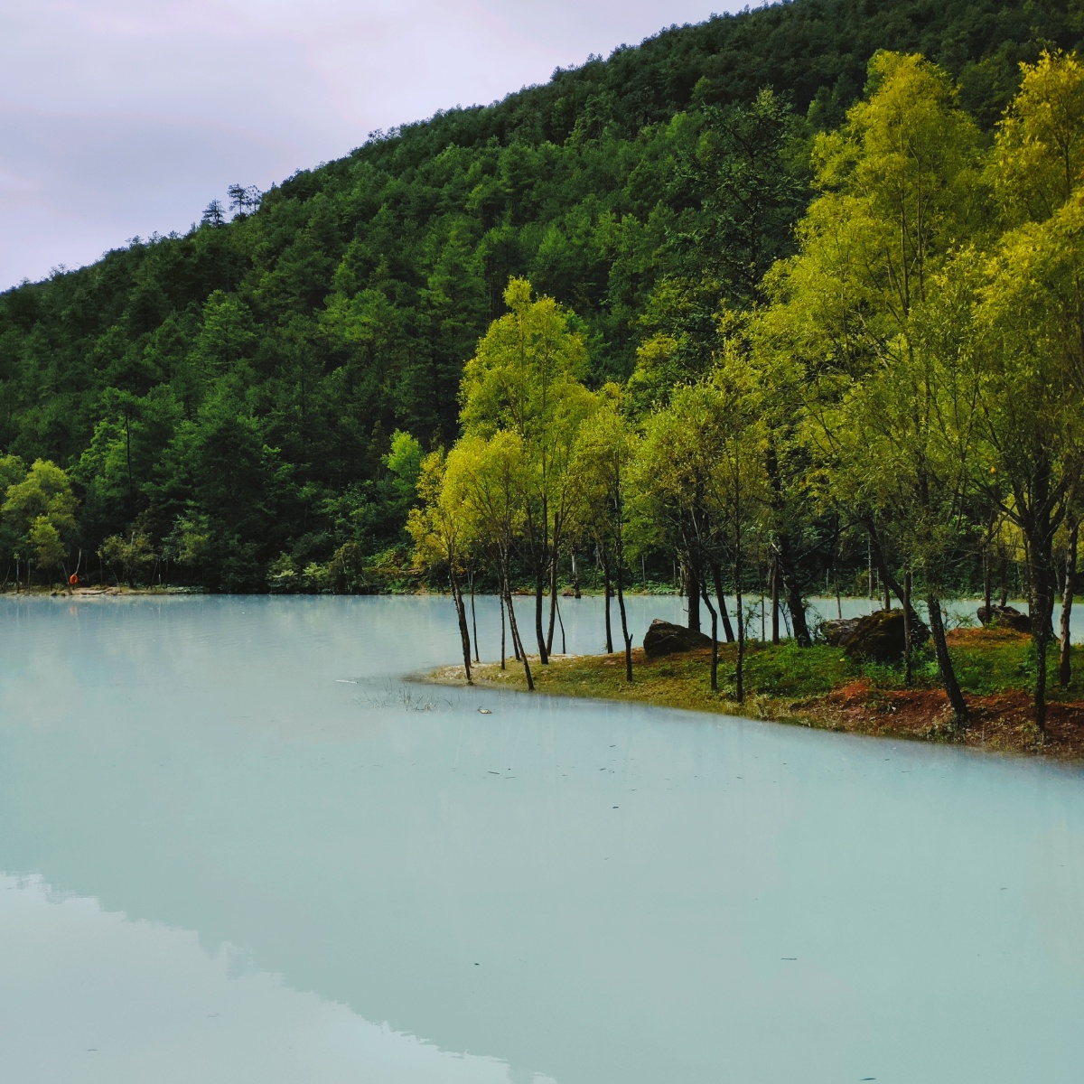 丽江玉龙雪山牛奶湖拍得不知道有生之年能不能有幸再临神山这样朝圣的