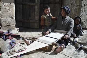 纺线的母亲